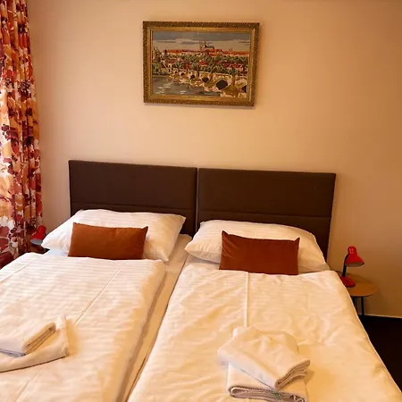 Hotel Retro Jiskra 3*