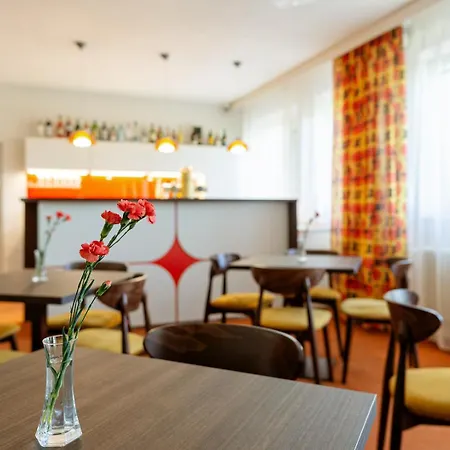 Hotel Retro Jiskra Celadna