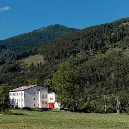 Jiskra Na čeladné 3*